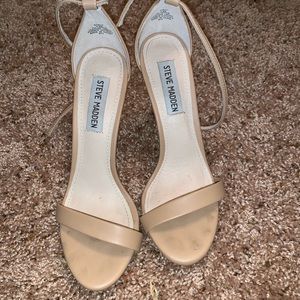 Steve Madden Leather heels